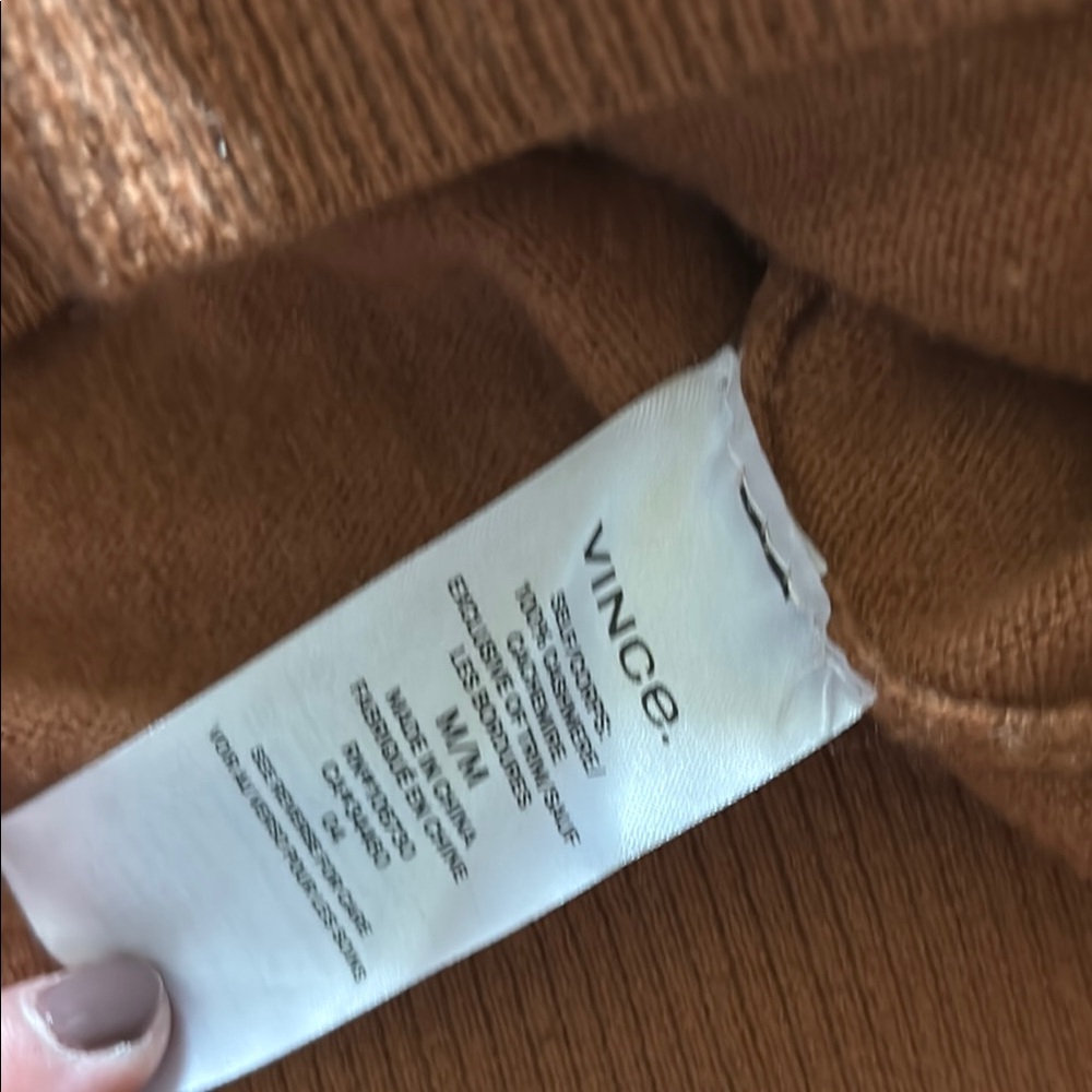 Vince Cashmere Crewneck Sweater - Picture 3 of 3
